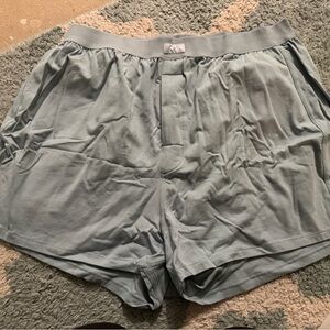 Skims boxer shorts
